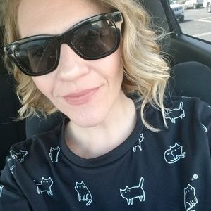 Meet your Posher, Candace